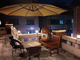 U Guesthouse 2 in Yeonnam Caters to Women - Hostel