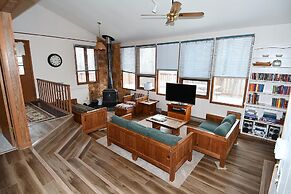 Brigadoon - 5 Bedroom Retreat