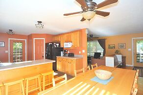 Creekview Cabin - A Perfect Escape