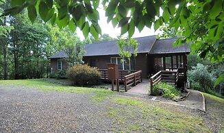 Creekview Cabin - A Perfect Escape