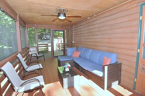 Creekview Cabin - A Perfect Escape