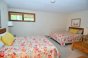 Dogwood Knoll - Wooded Escape