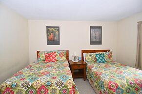 Dogwood Knoll - Wooded Escape