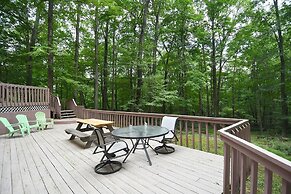 Dogwood Knoll - Wooded Escape