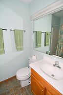 Dogwood Knoll - Wooded Escape