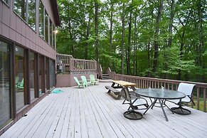 Dogwood Knoll - Wooded Escape