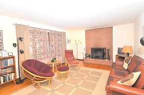 Castle View - A Rancher With a View!