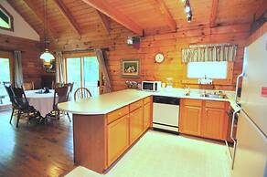 Lazy Bear Retreat - Classic Cabin!