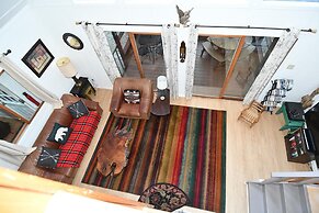 River Time Cabin -time Floats Away!