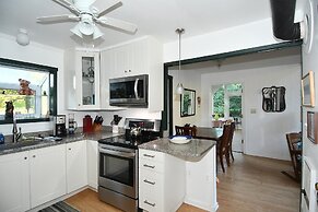 River Time Cabin -time Floats Away!