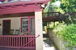 Fleur de Lis - A Knightly Abode!