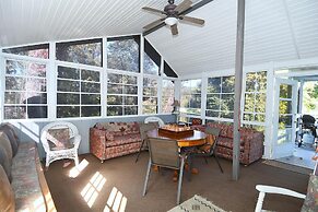 Serendipity - Large 5BR With a Hot Tub