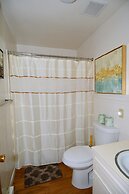 Serendipity - Large 5BR With a Hot Tub