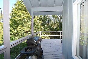 Serendipity - Large 5BR With a Hot Tub