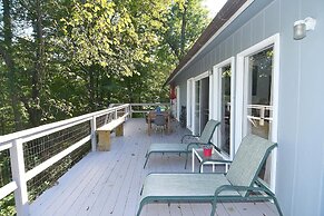 Serendipity - Large 5BR With a Hot Tub