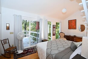 Serendipity - Large 5BR With a Hot Tub