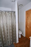 Serendipity - Large 5BR With a Hot Tub