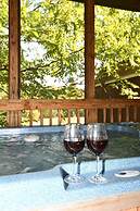 Whispering Hills - Couples Getaway