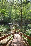 Rosies Creekside Retreat - 3 BR Escape!
