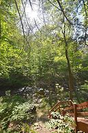 Rosies Creekside Retreat - 3 BR Escape!