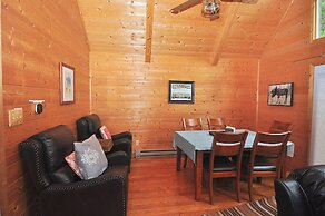 Rosies Creekside Retreat - 3 BR Escape!