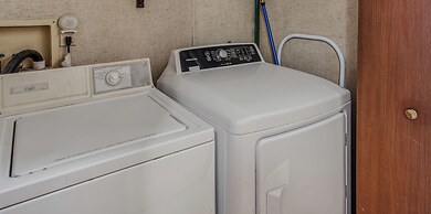 Mountain View Hideaway- A Fun Time Away!