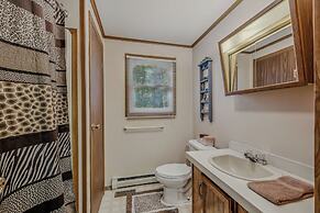 Mountain View Hideaway- A Fun Time Away!