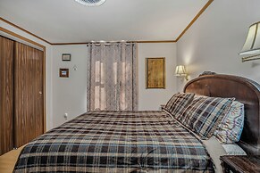 Mountain View Hideaway- A Fun Time Away!