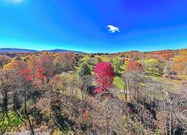 Mariposa Moon Cottage at Sleepy Creek