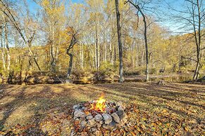 Mariposa Moon Cottage at Sleepy Creek