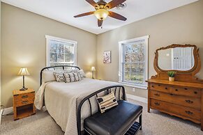 Mariposa Moon Cottage at Sleepy Creek