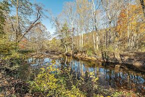 Mariposa Moon Cottage at Sleepy Creek