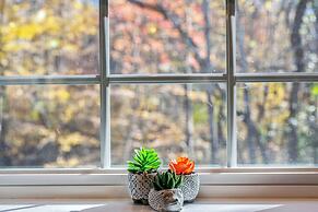 Mariposa Moon Cottage at Sleepy Creek