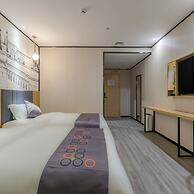 Yimi Hotel Wuyang New Town