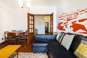 Damasceno Large Apartment