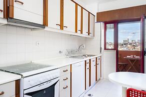 Damasceno Large Apartment