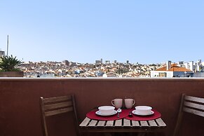 Damasceno Large Apartment