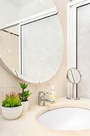 Damasceno Large Apartment