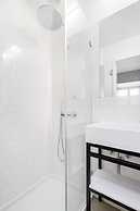 LS48 Prime Location Upscale Apartment