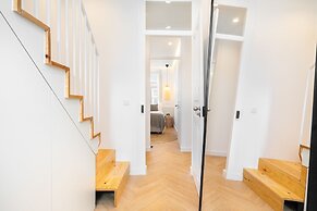 Luxury Duplex Prime Location