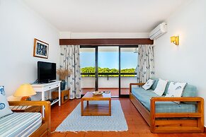 Vilamoura Sunny Apartment