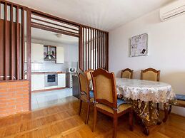 Welcoming Apartment in Tribanj With Terrace