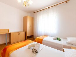 Welcoming Apartment in Tribanj With Terrace