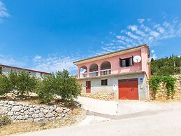 Welcoming Apartment in Tribanj With Terrace