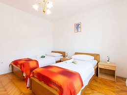 Welcoming Apartment in Tribanj With Terrace