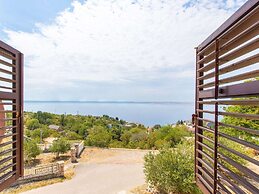 Welcoming Apartment in Tribanj With Terrace