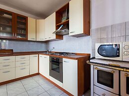 Welcoming Apartment in Tribanj With Terrace