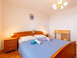 Welcoming Apartment in Tribanj With Terrace