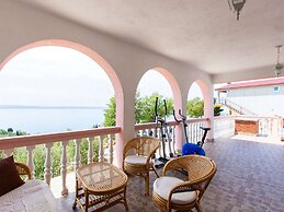 Welcoming Apartment in Tribanj With Terrace