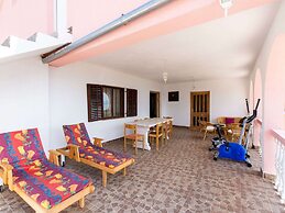 Welcoming Apartment in Tribanj With Terrace